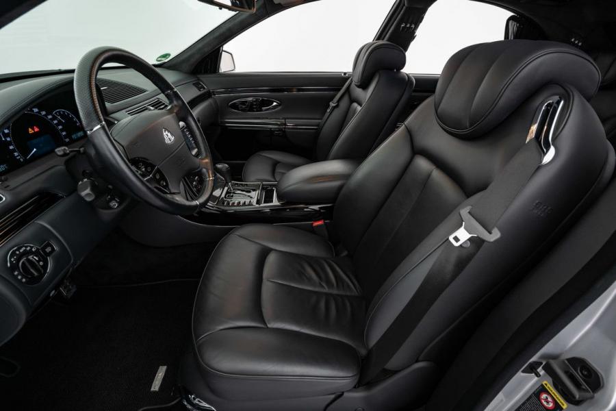 Интерьер Maybach 57S by Brabus 2006 года  (фото 12 из 20)